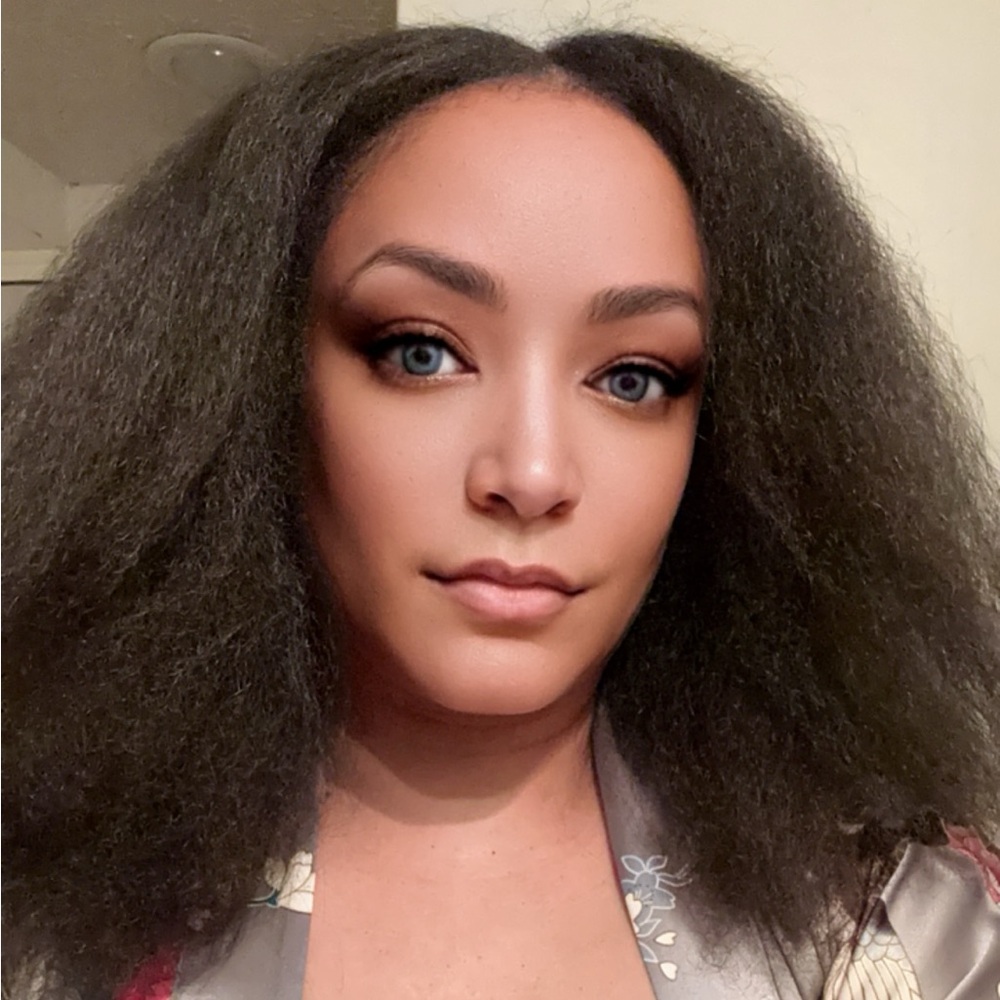 Meet your Posher, Tiffani